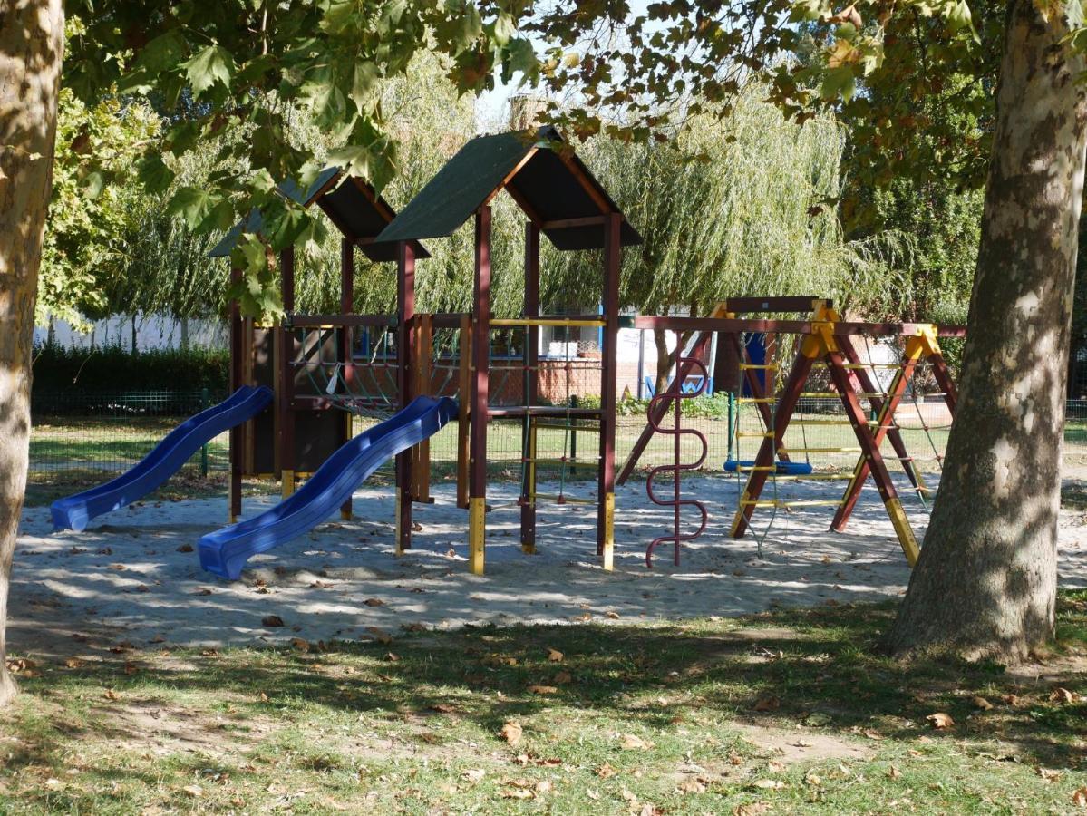 Apartment In Balatonlelle 40765 מראה חיצוני תמונה