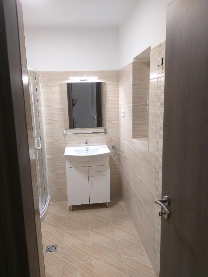 Apartment In Balatonlelle 40765 מראה חיצוני תמונה